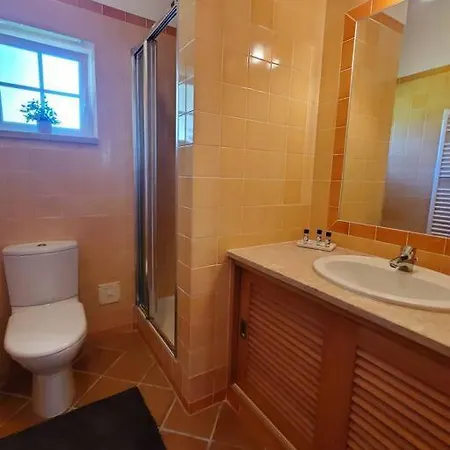 Willa Cantinho Da Carminho *