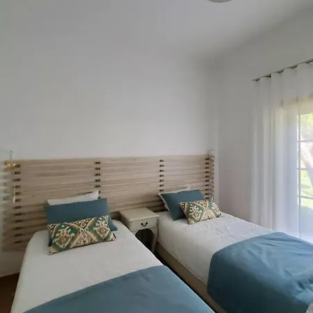 Willa Cantinho Da Carminho Amoreira (Leiria)